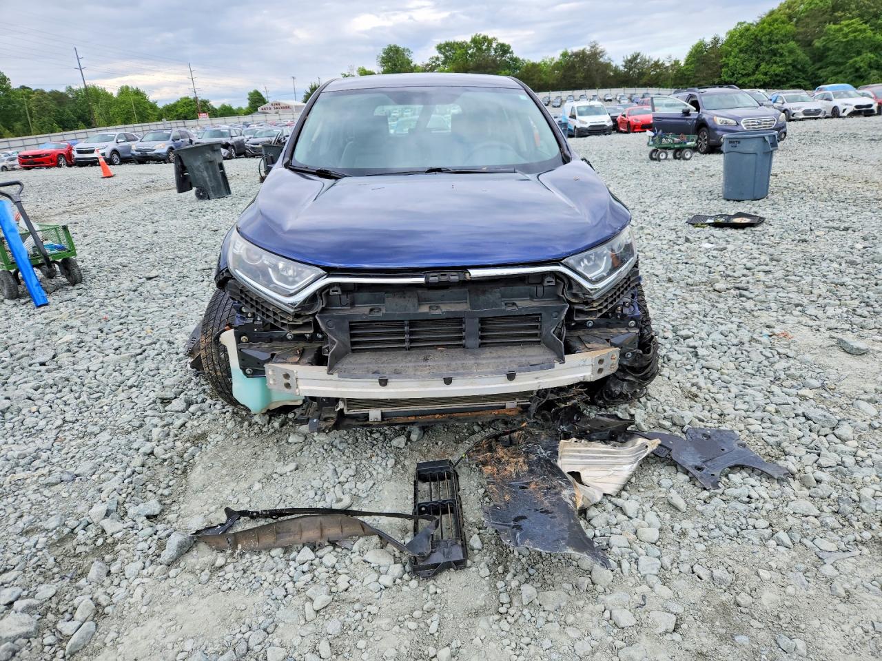 2018 HONDA CR-V LX photo 9