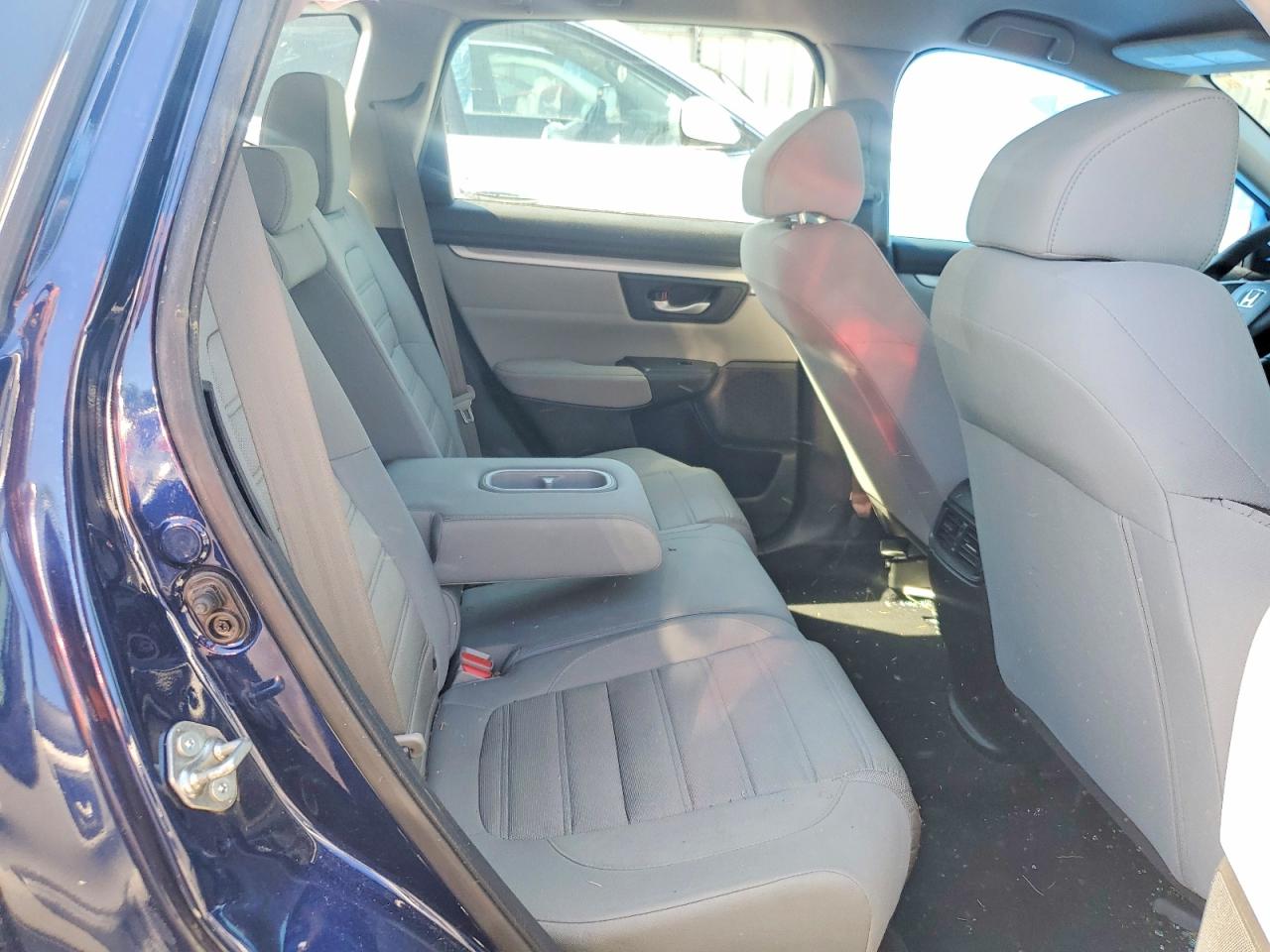 2018 HONDA CR-V LX photo 19