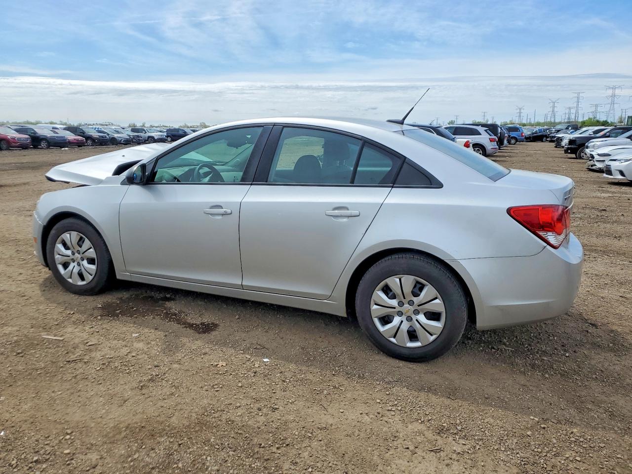 2013 CHEVROLET CRUZE LS photo 2