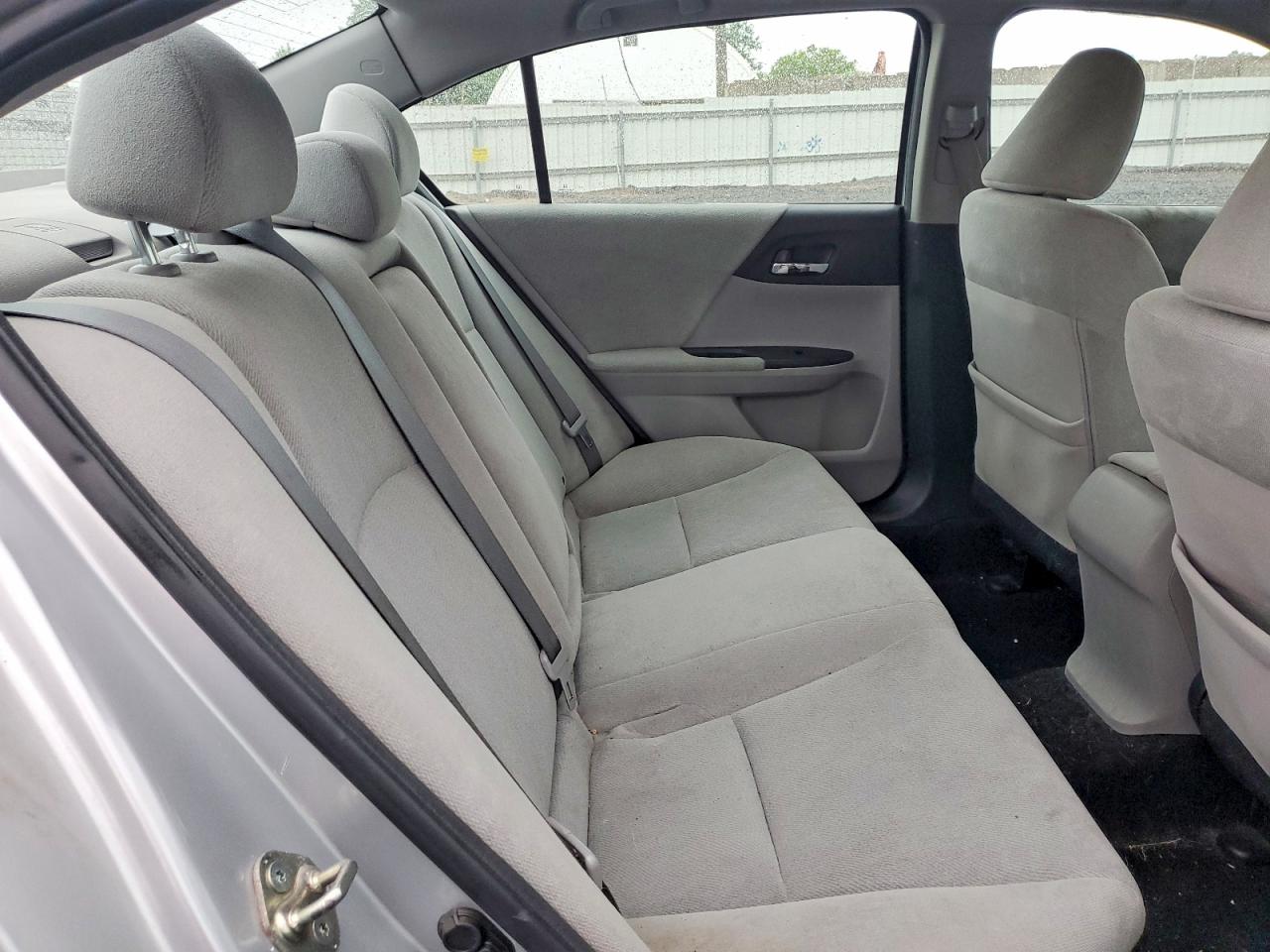 2013 HONDA ACCORD LX photo 28