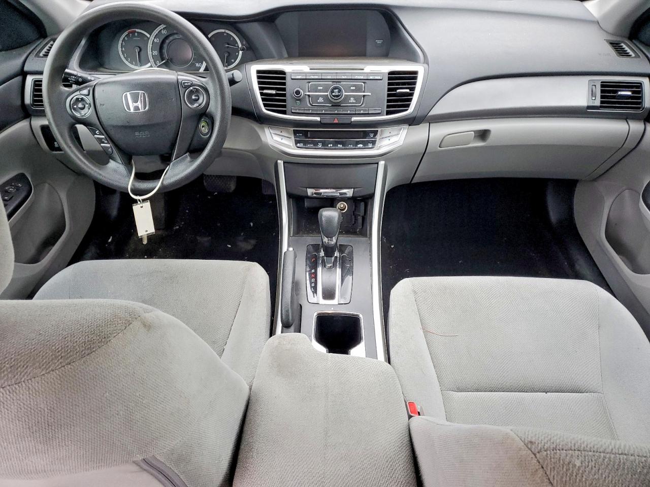 2013 HONDA ACCORD LX photo 22