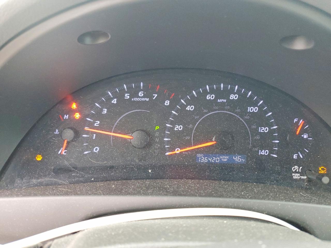 2010 TOYOTA CAMRY LE photo 17