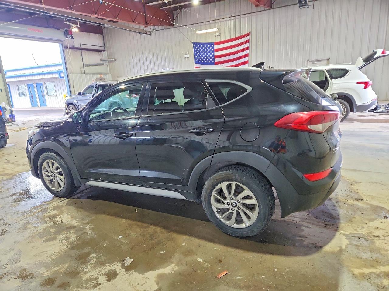 2017 HYUNDAI TUCSON SE PLUS photo 3