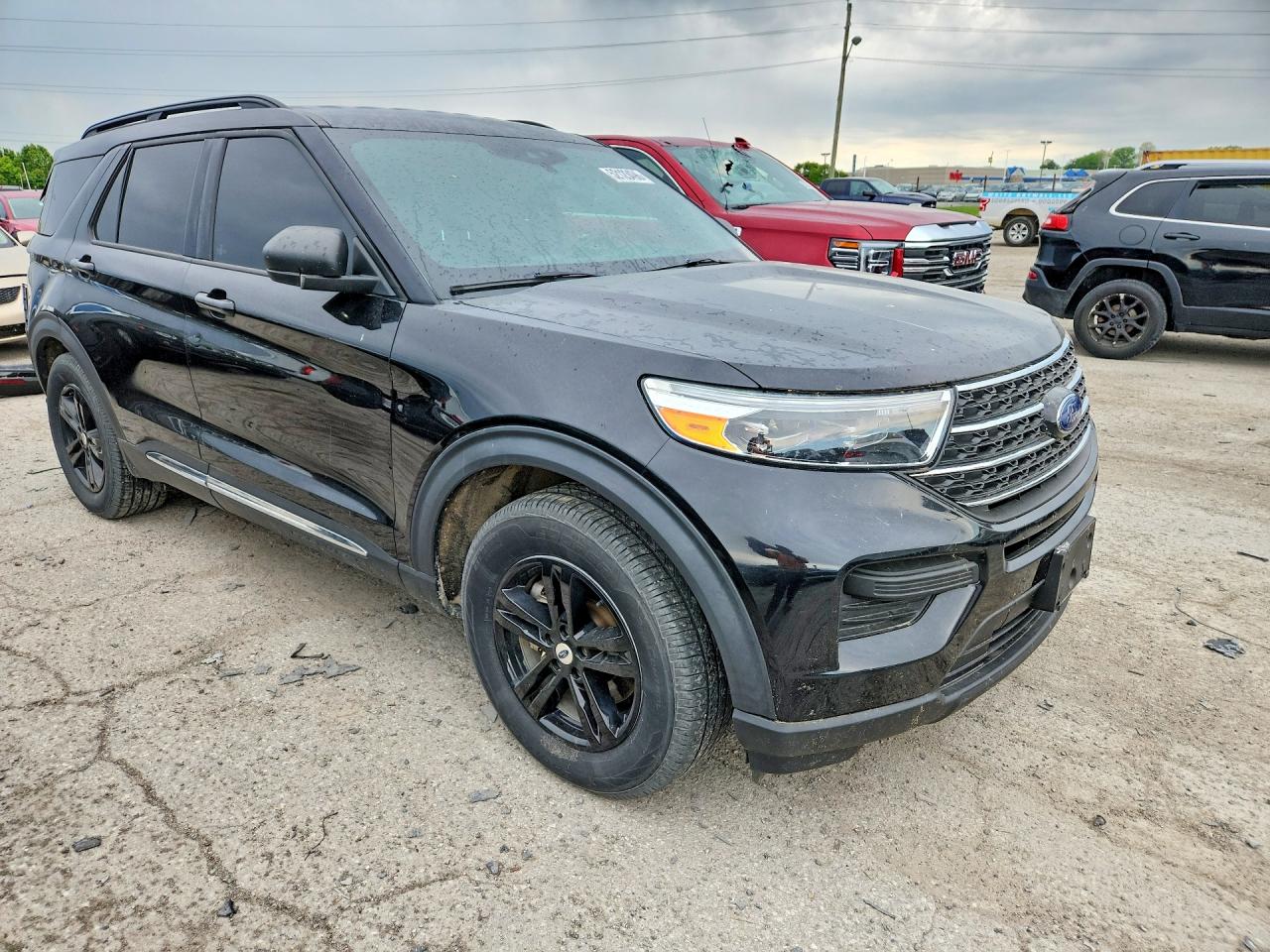 2020 FORD EXPLORER XLT photo 4
