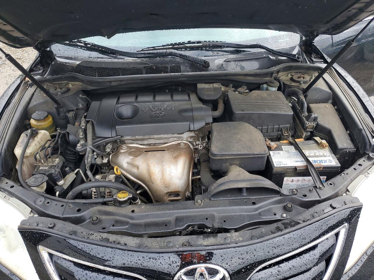 2011 TOYOTA CAMRY LE photo 11