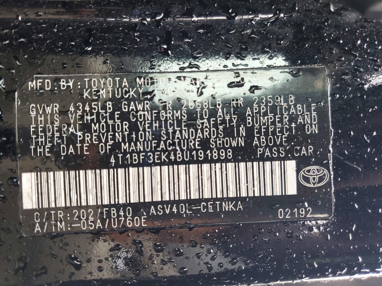 2011 TOYOTA CAMRY LE photo 12
