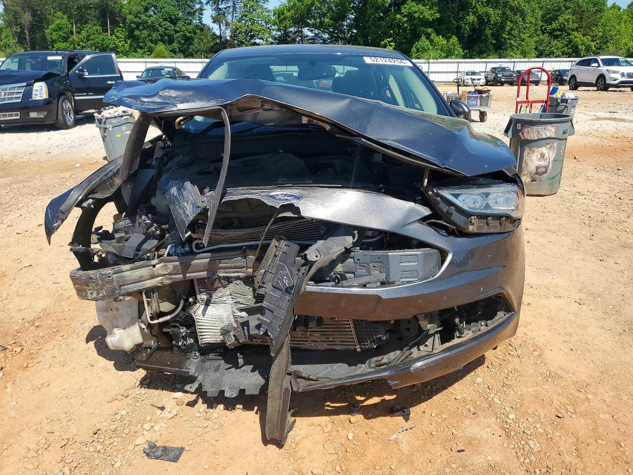 2017 FORD FUSION SE photo 9