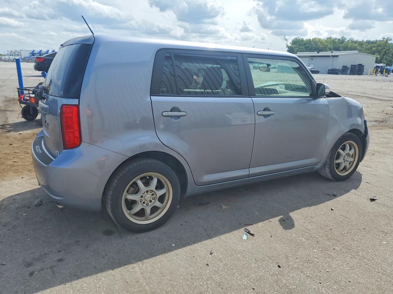 2009 TOYOTA SCION XB photo 5