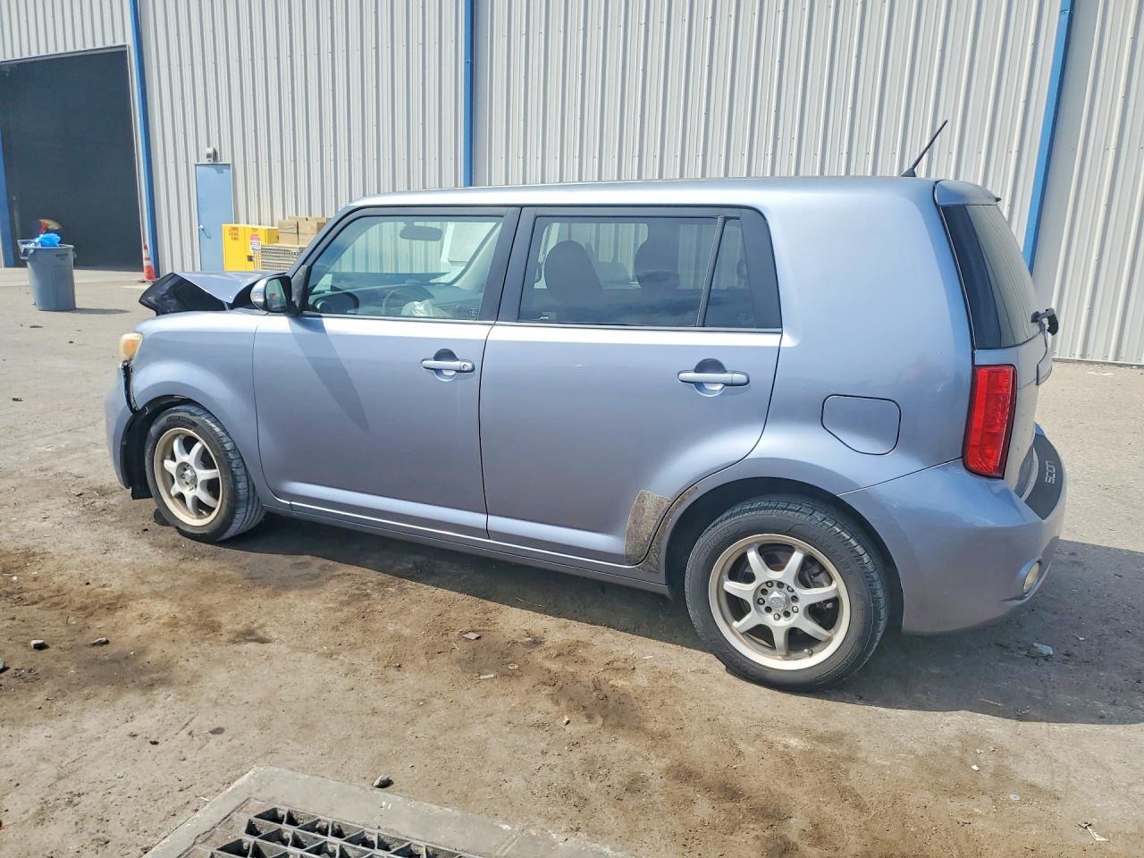 2009 TOYOTA SCION XB photo 3