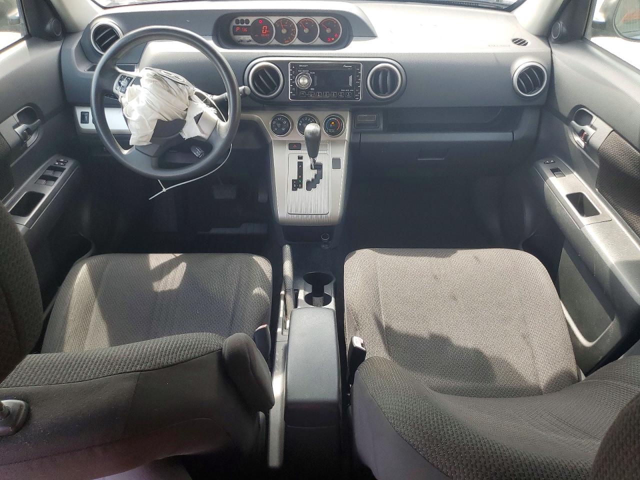 2009 TOYOTA SCION XB photo 15