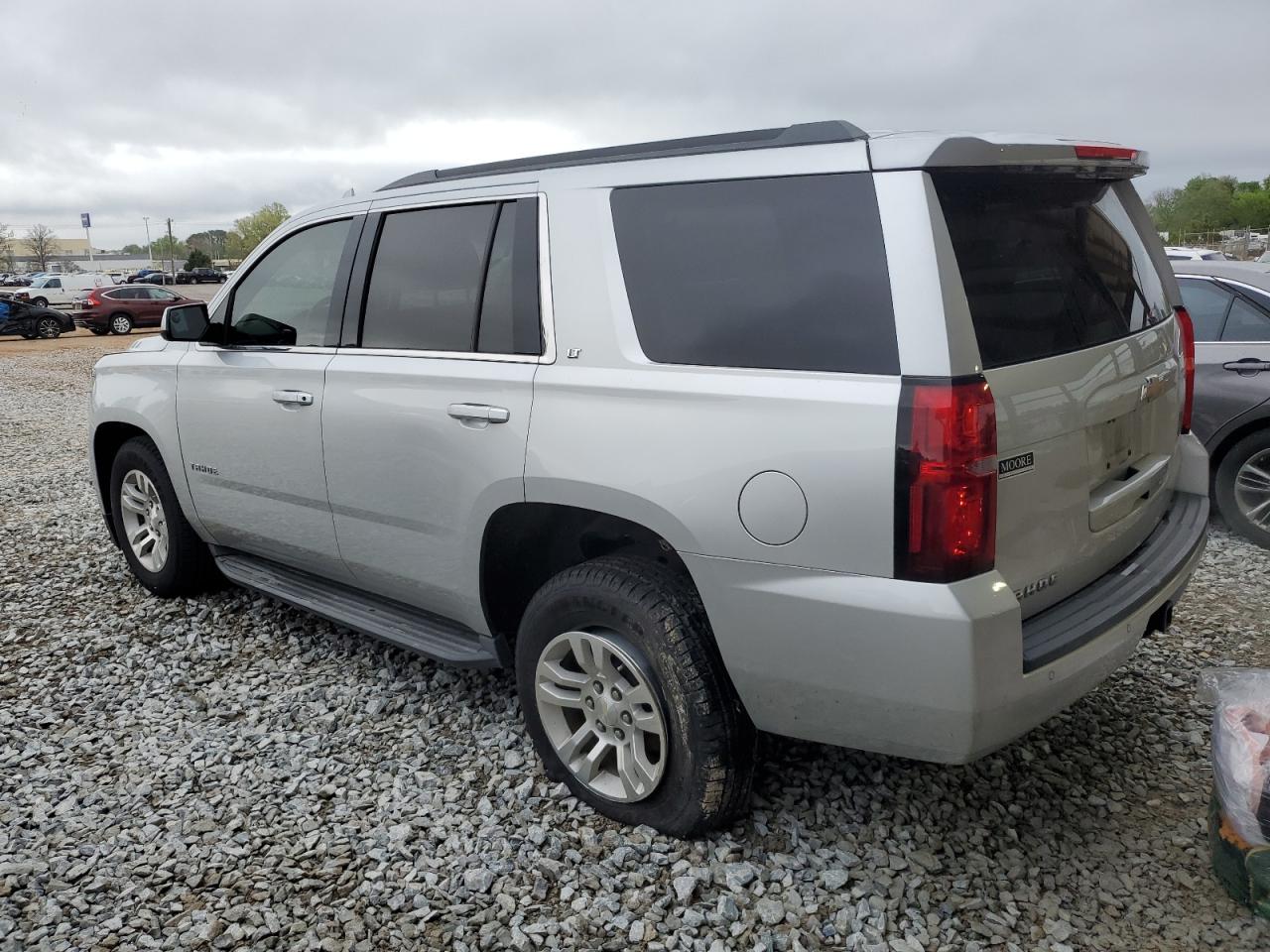 2017 CHEVROLET TAHOE C1500 LT photo 2