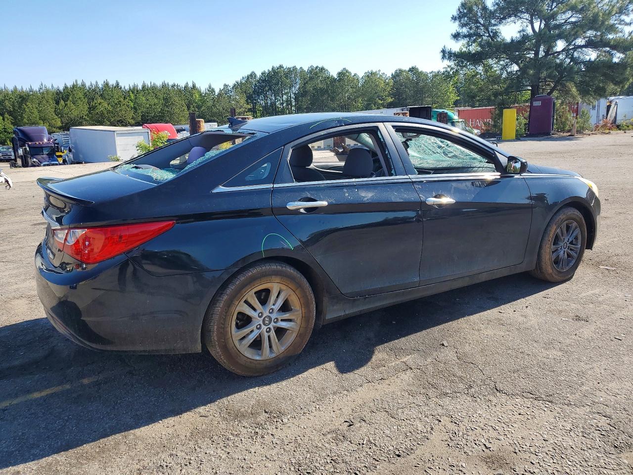 2013 HYUNDAI SONATA GLS photo 3