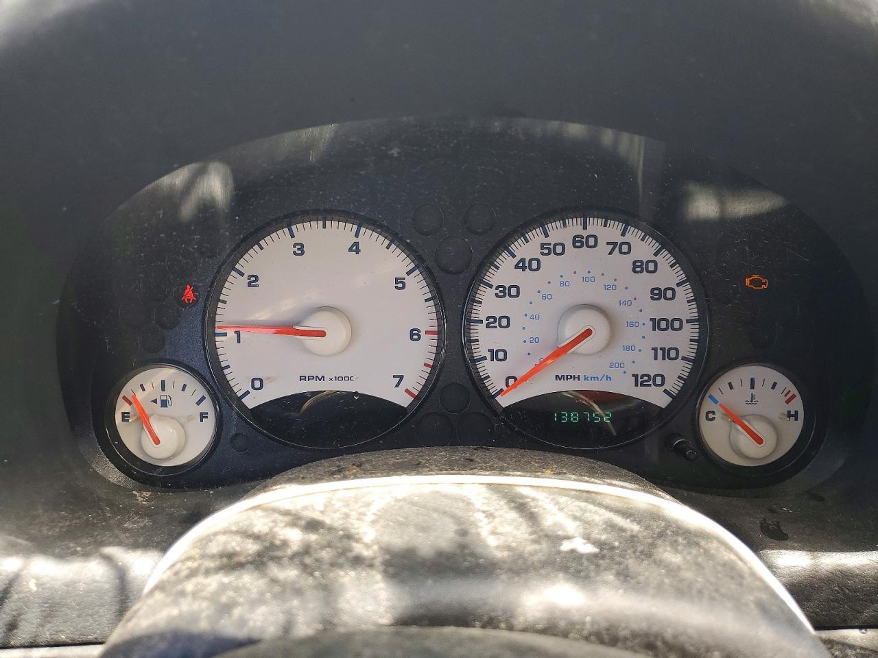 2004 JEEP LIBERTY SPORT photo 25