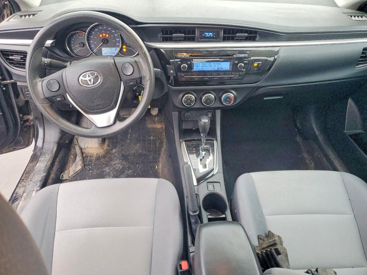 2016 TOYOTA COROLLA L photo 22