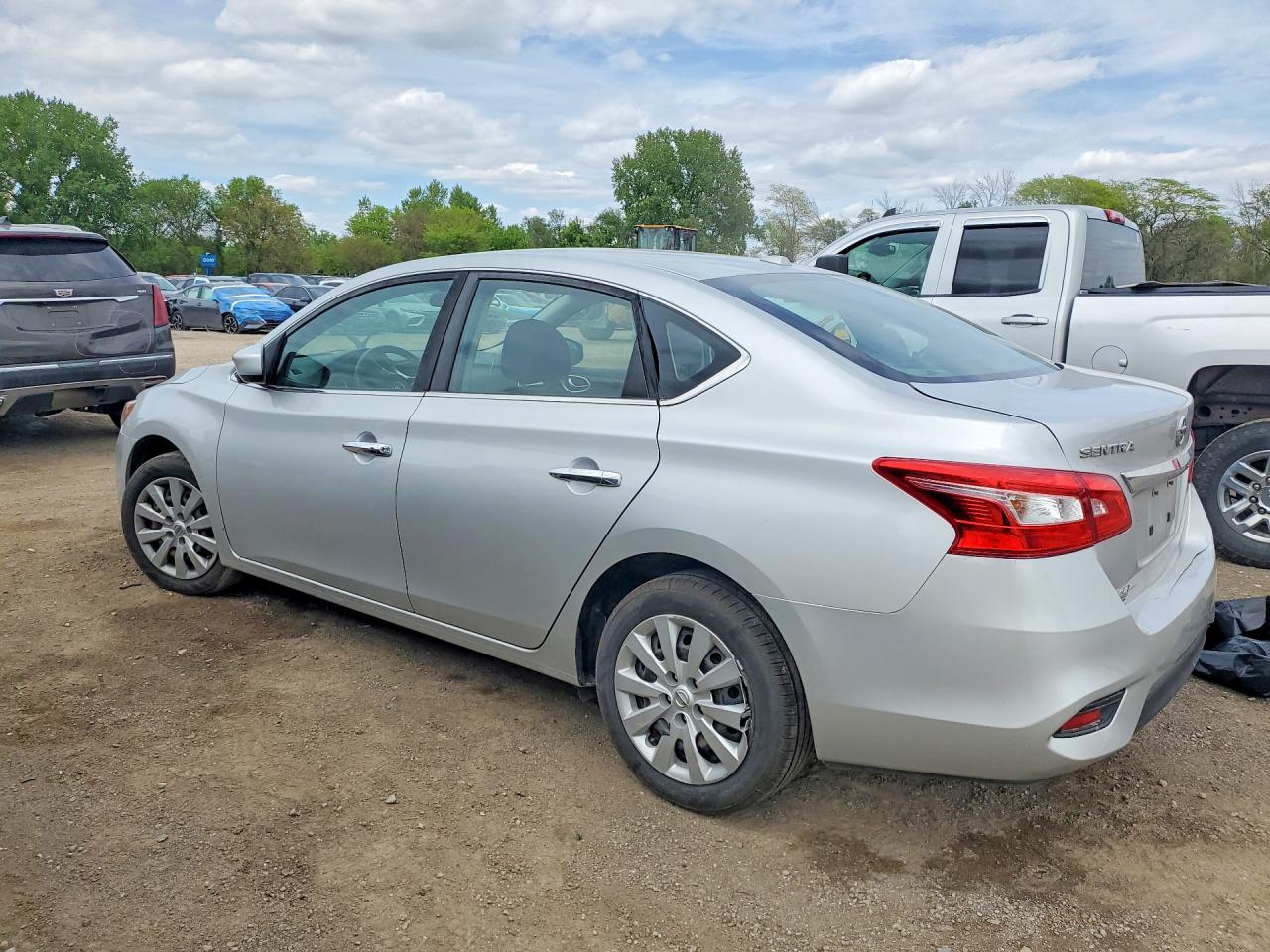 2017 NISSAN SENTRA SV photo 2