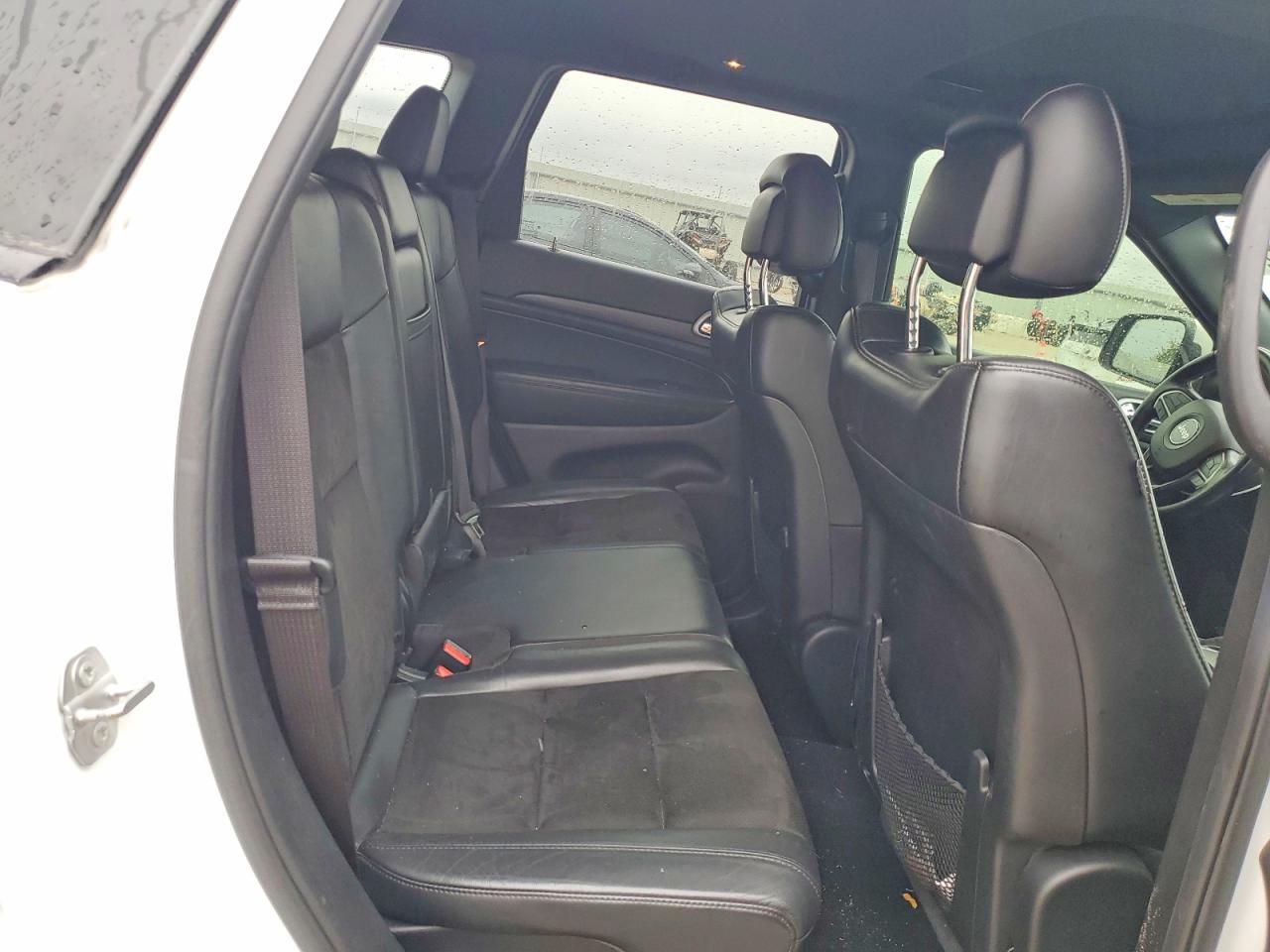 2019 JEEP GRAND CHEROKEE LAREDO photo 31