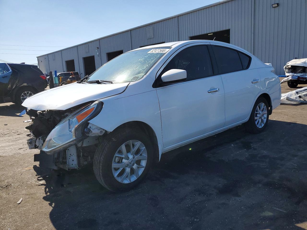 2018 NISSAN VERSA