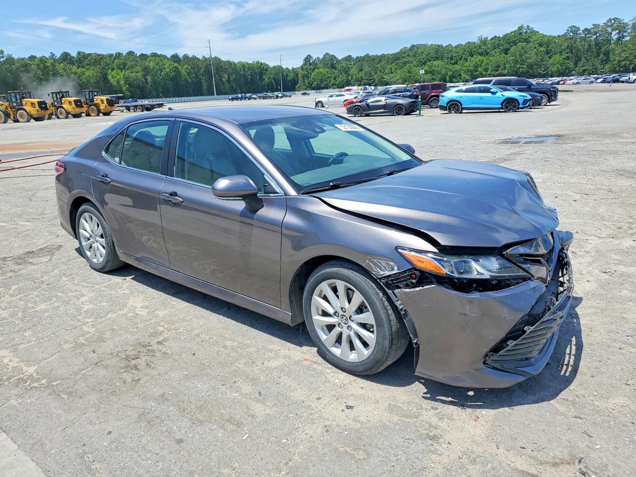 2019 TOYOTA CAMRY LE photo 7