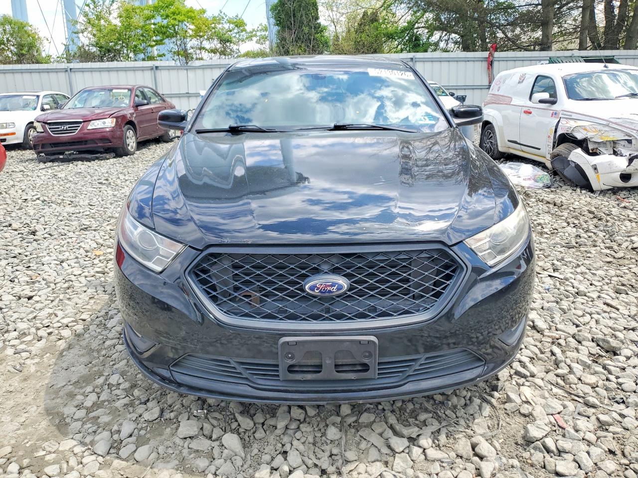 2014 FORD TAURUS SEL photo 9