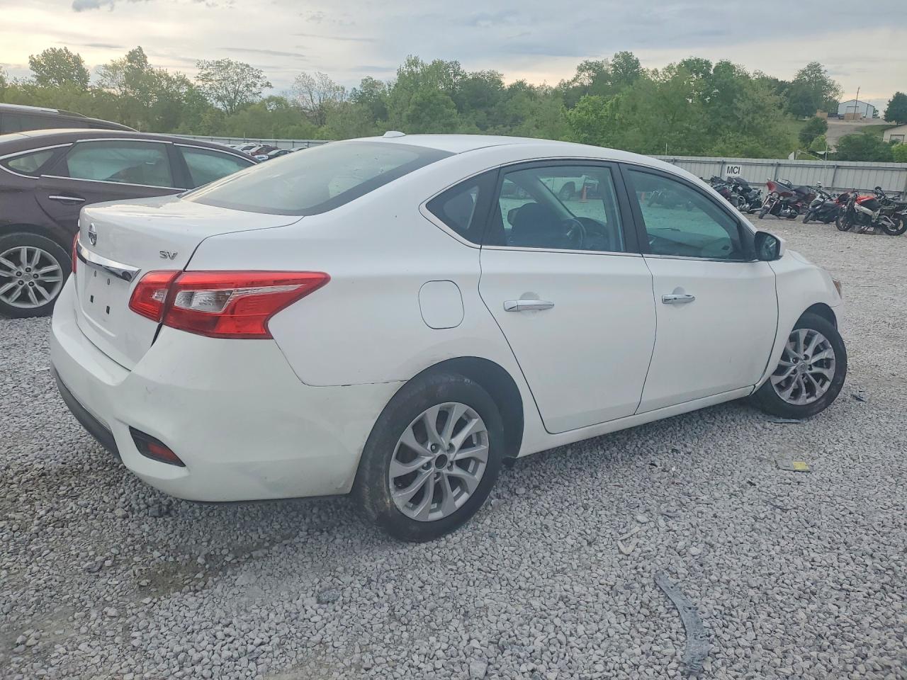 2019 NISSAN SENTRA SV photo 7