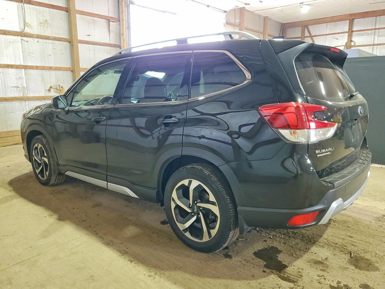 2022 SUBARU FORESTER TOURING photo 3