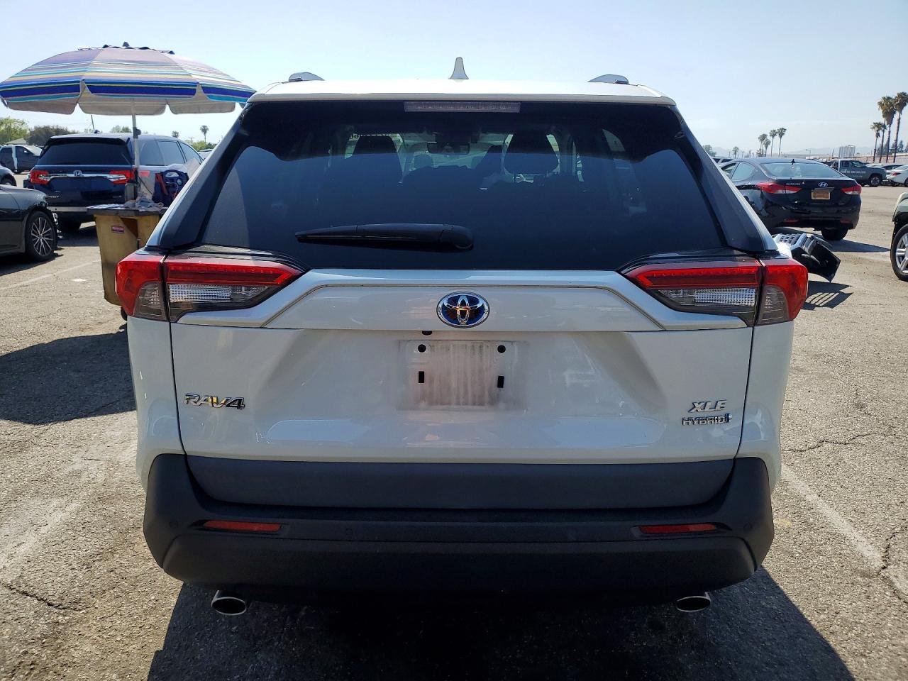 2022 TOYOTA RAV4 XLE PREMIUM photo 15