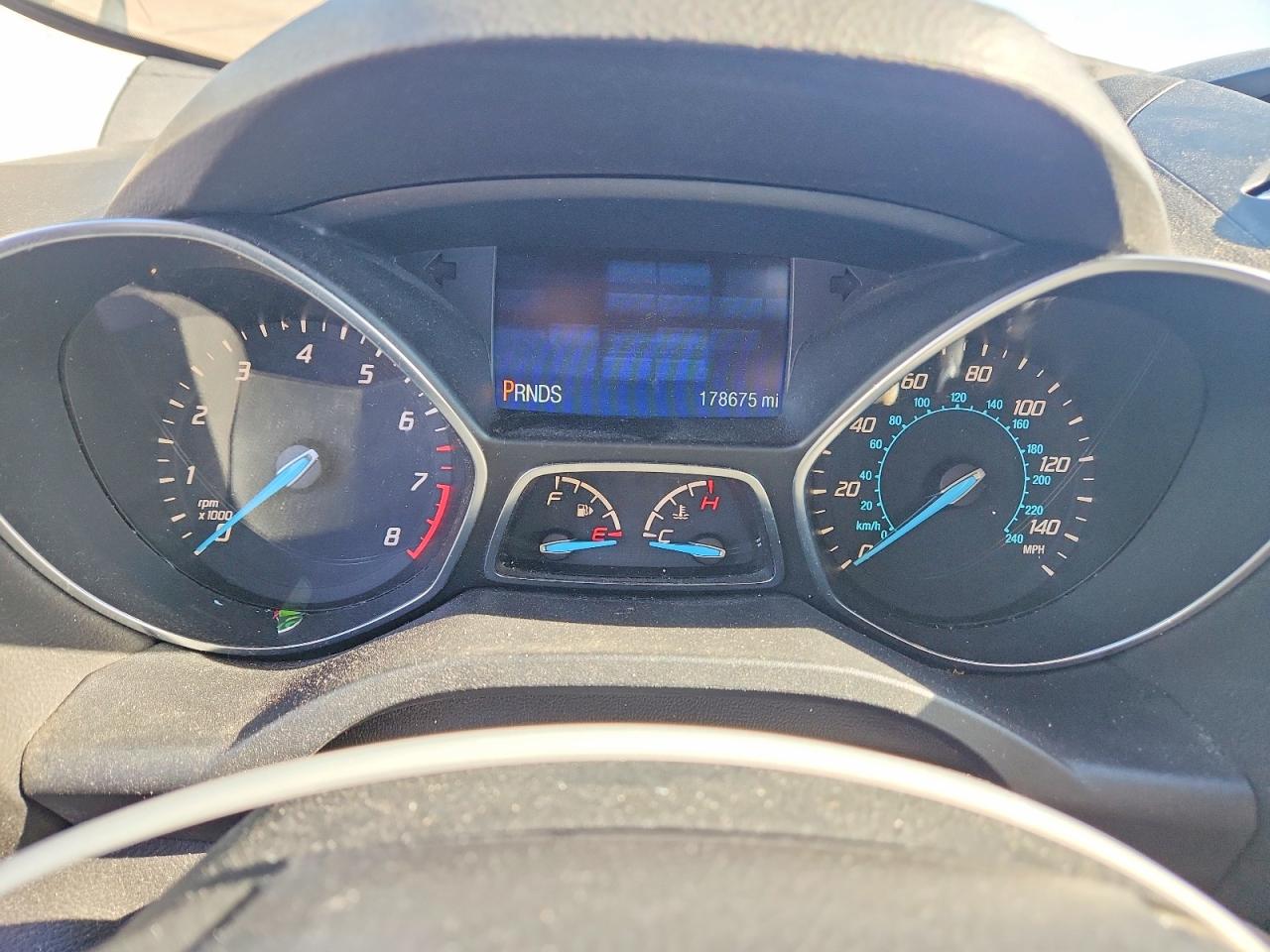 2013 FORD ESCAPE SE photo 25