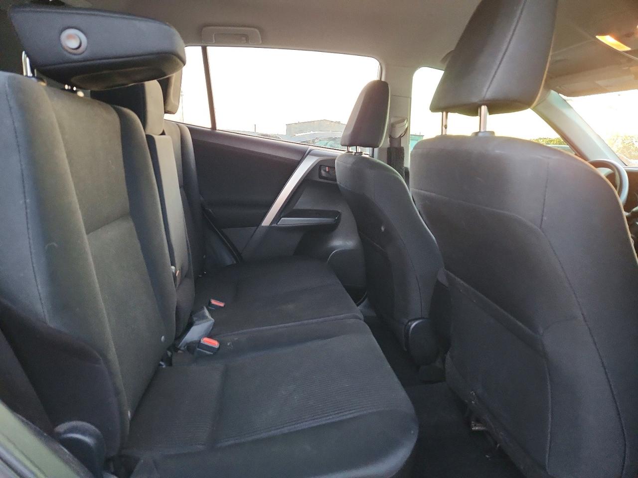 2017 TOYOTA RAV4 LE photo 21