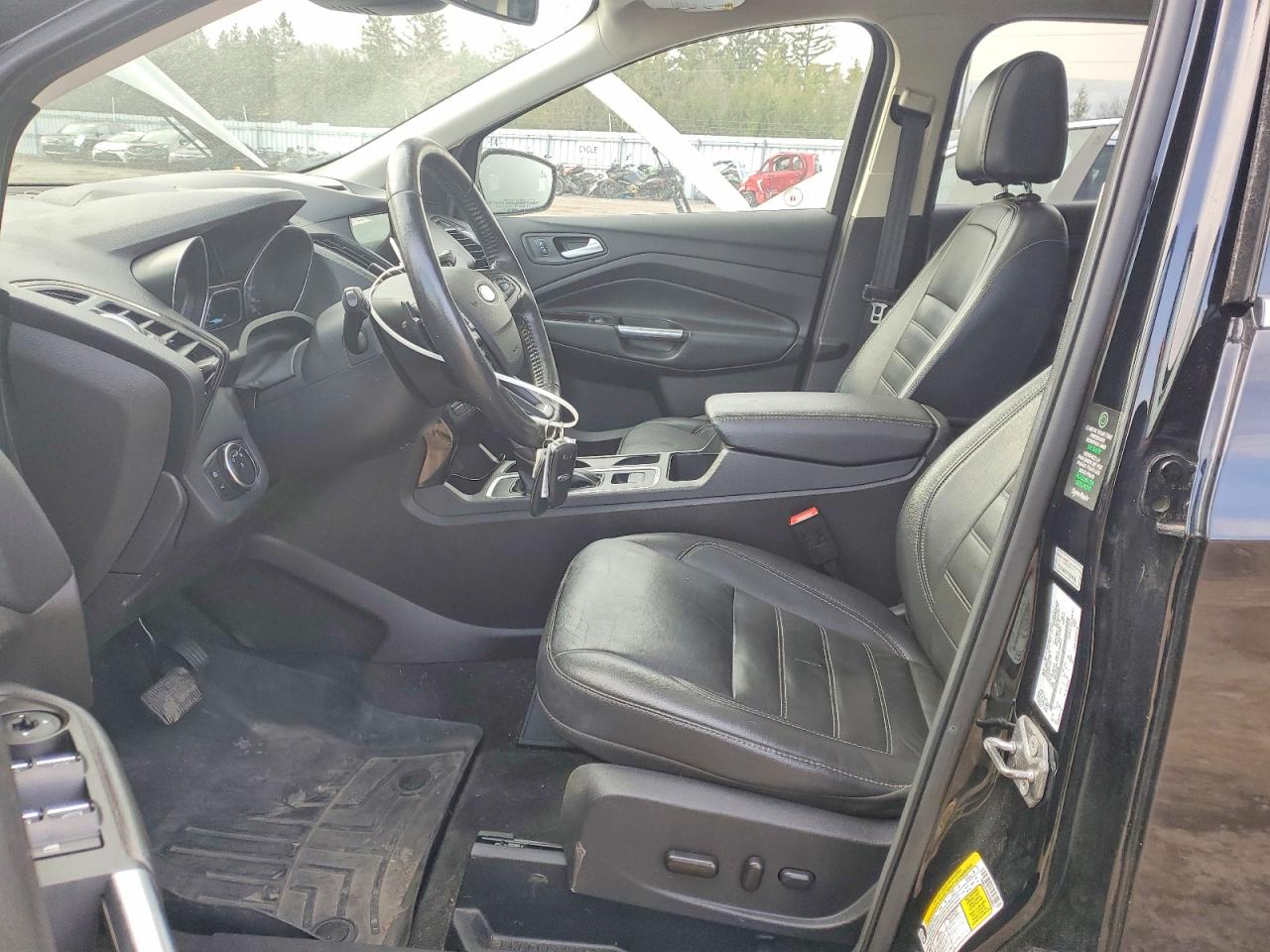 2017 FORD ESCAPE TITANIUM photo 19