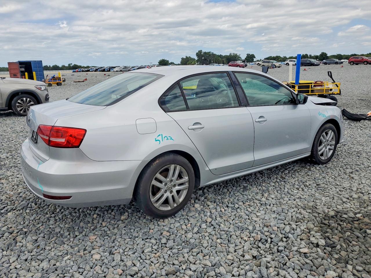 2015 VOLKSWAGEN JETTA BASE photo 3