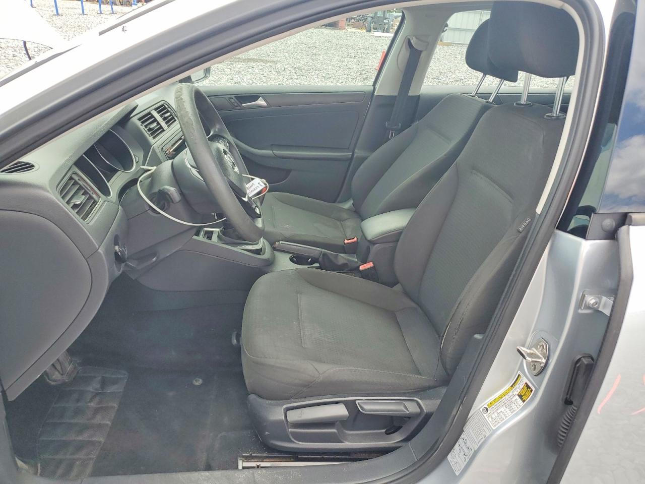 2015 VOLKSWAGEN JETTA BASE photo 7