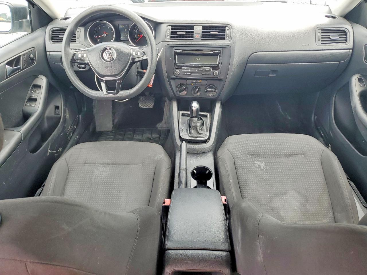 2015 VOLKSWAGEN JETTA BASE photo 8