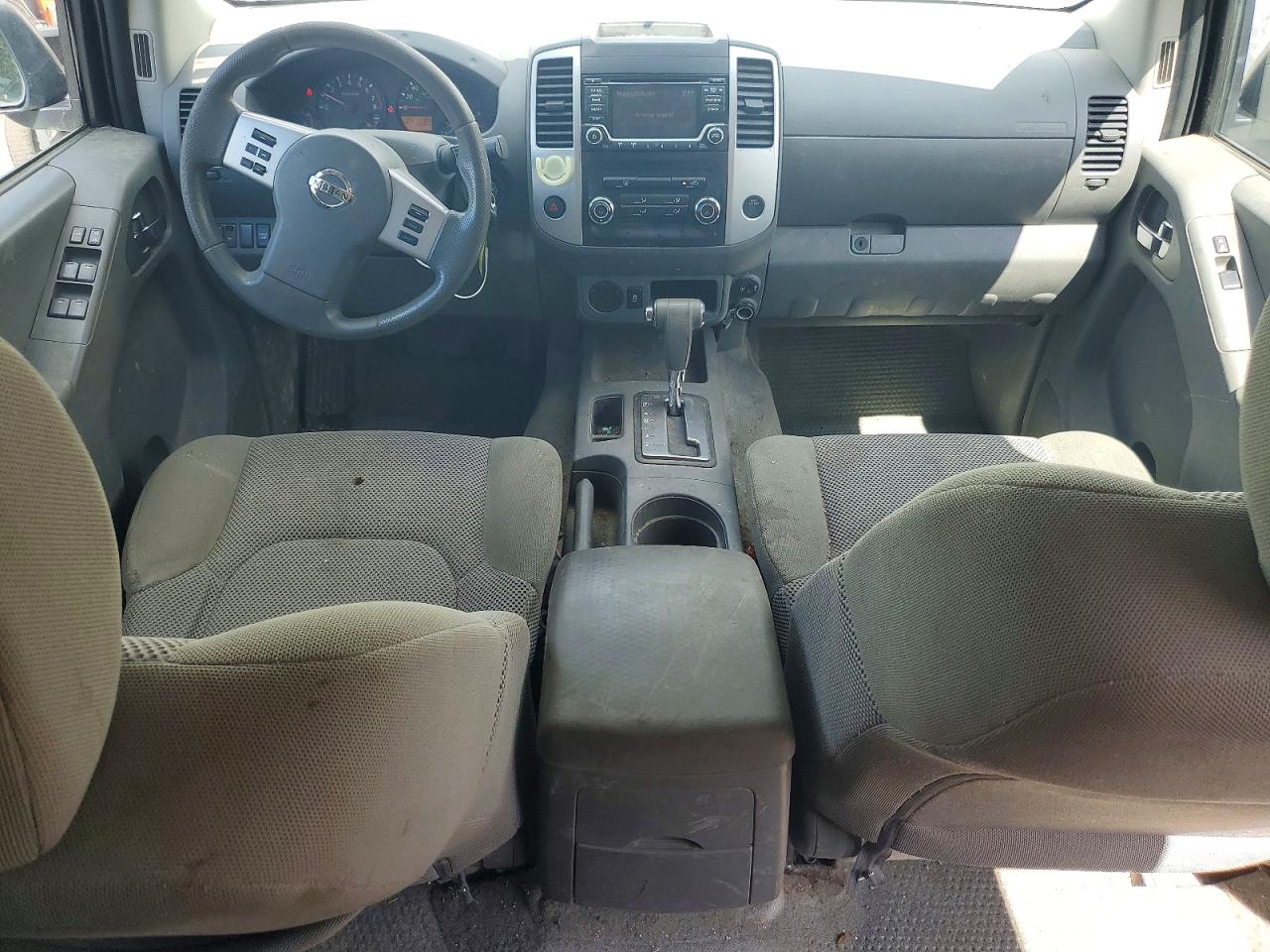 2018 NISSAN FRONTIER SV photo 15