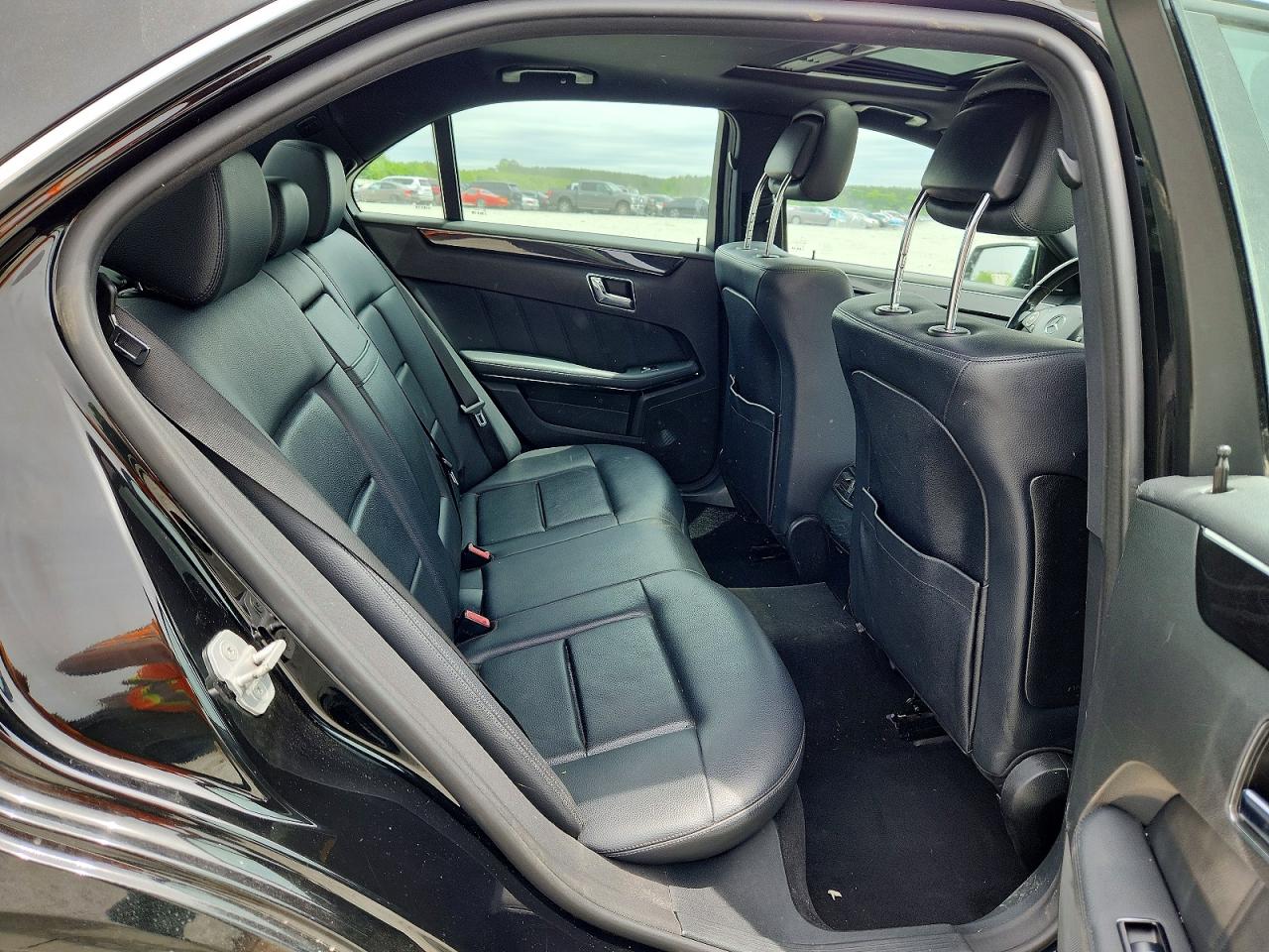 2010 MERCEDES-BENZ E 350 4MATIC photo 19