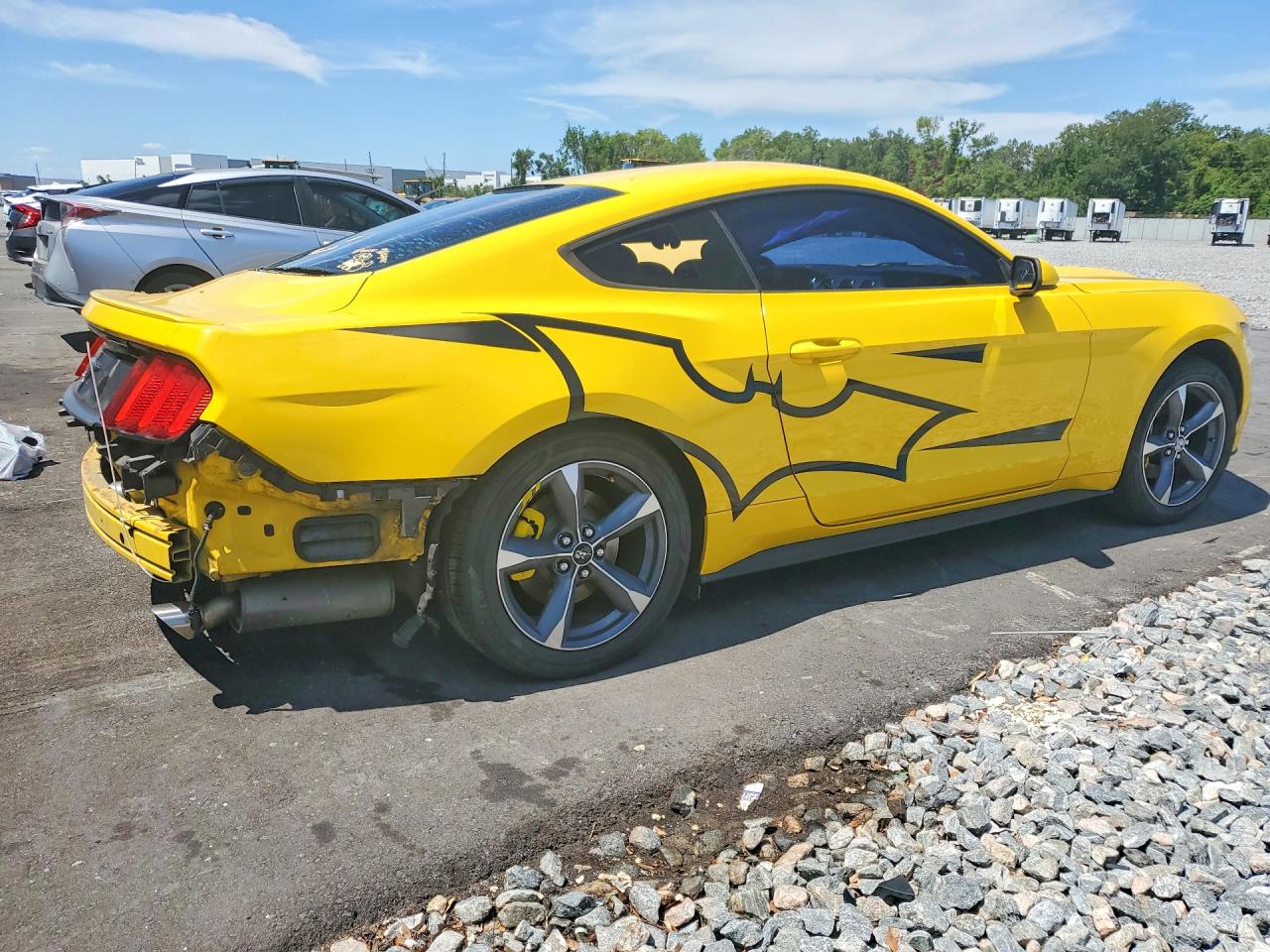 2015 FORD MUSTANG photo 5