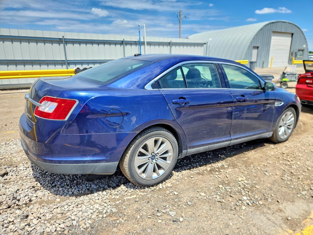 2011 FORD TAURUS LIMITED photo 5