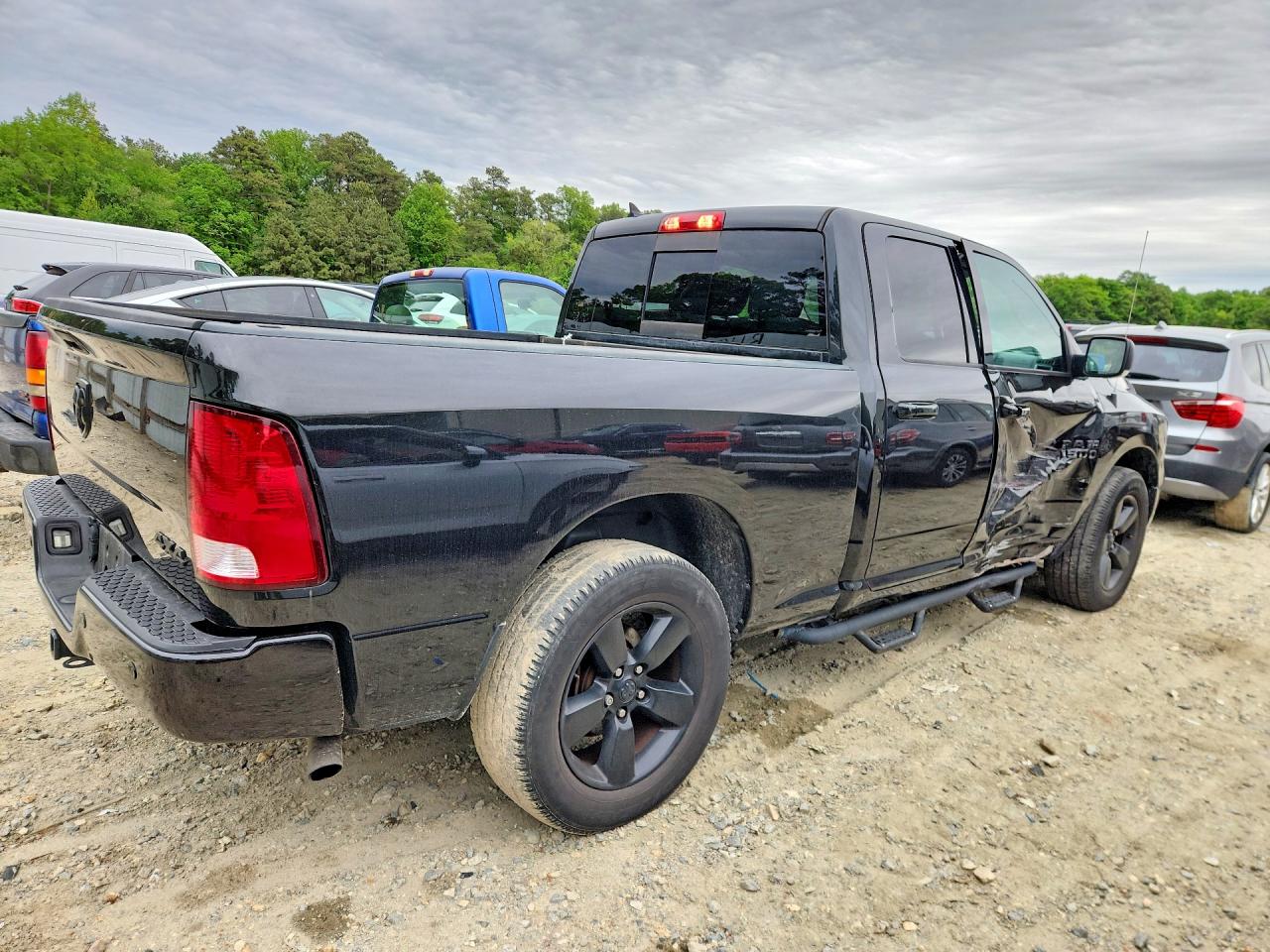 2018 RAM 1500 SLT photo 5
