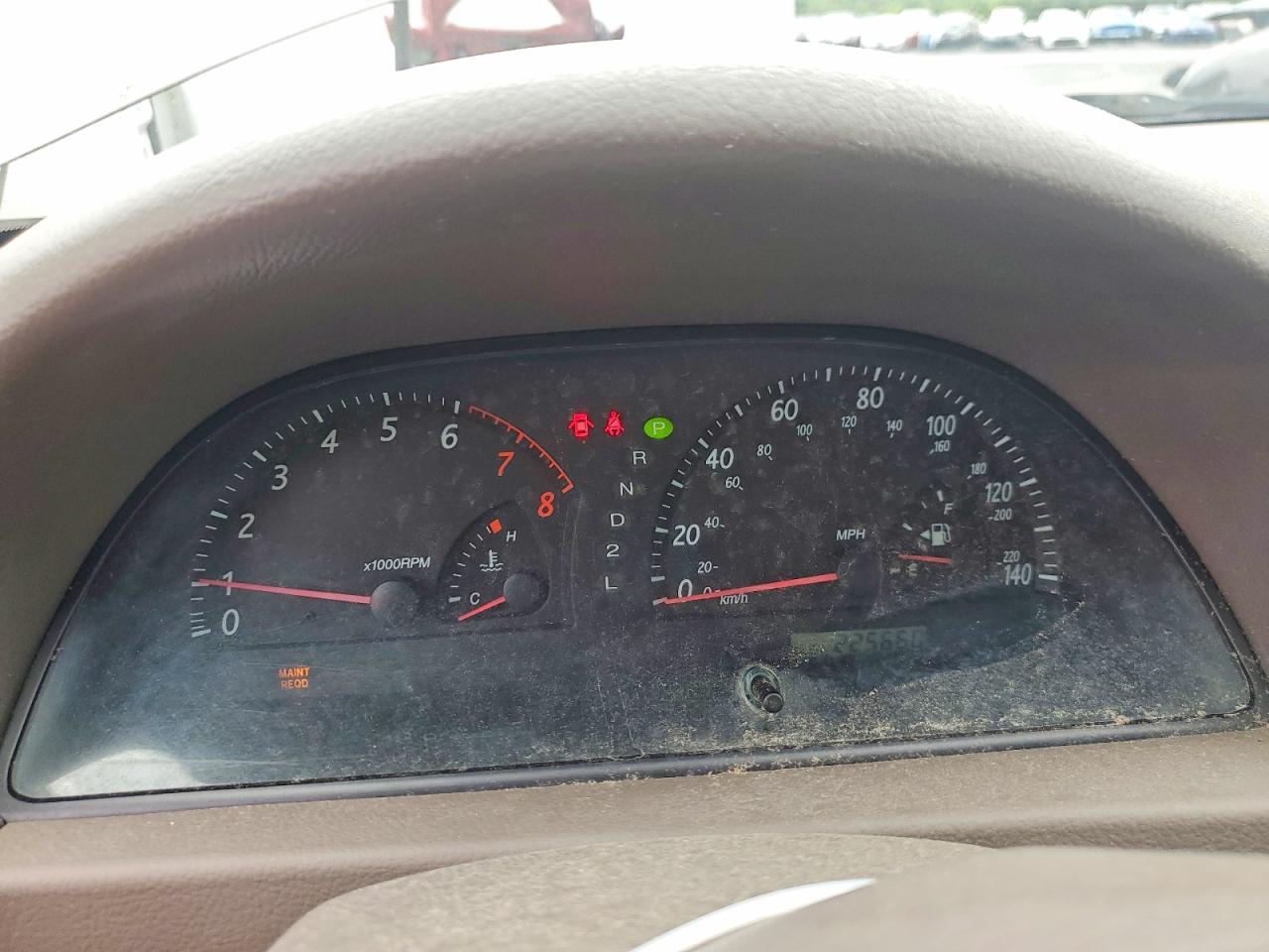 2004 TOYOTA CAMRY LE photo 17
