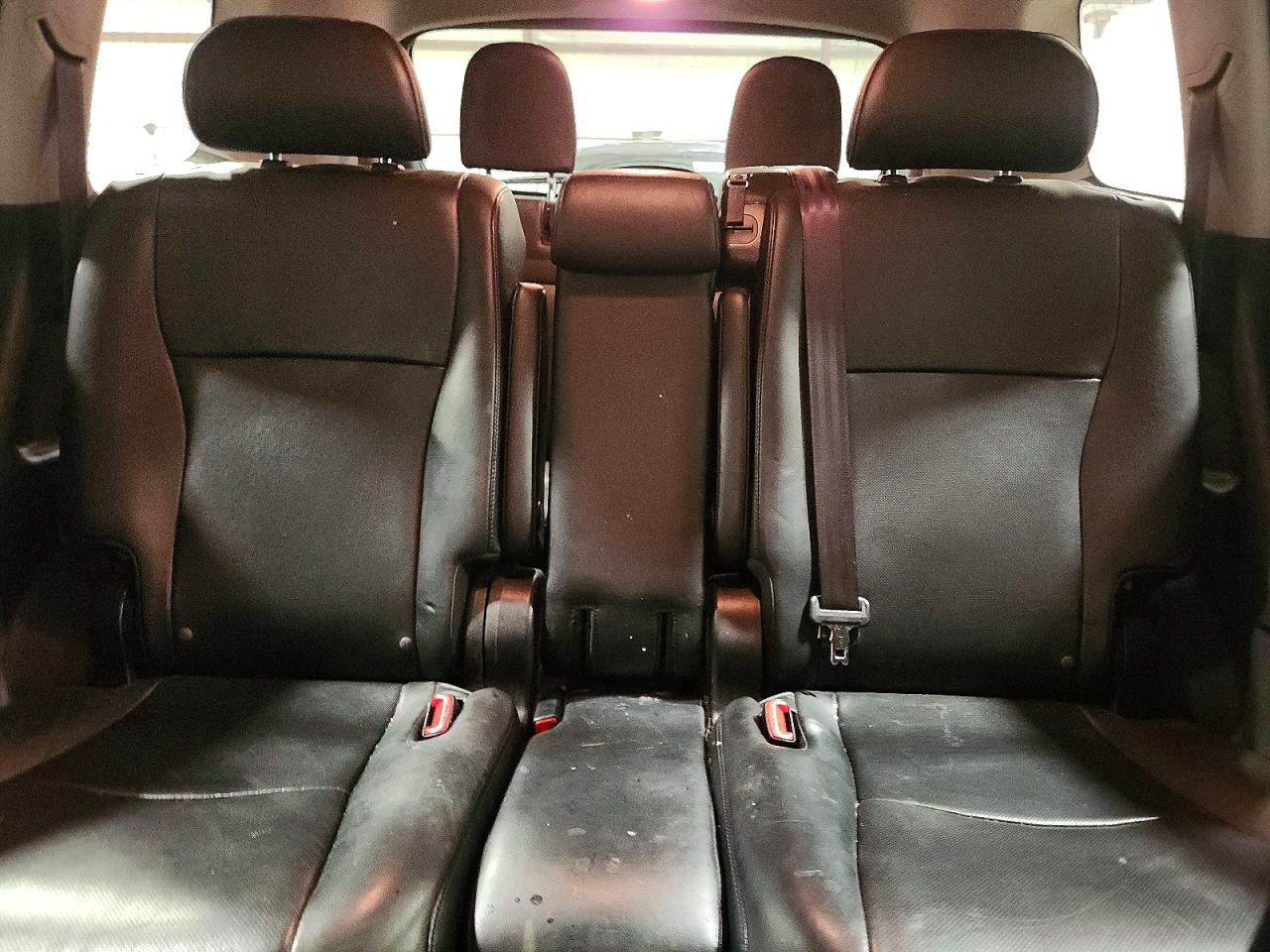 2013 TOYOTA HIGHLANDER LIMITED photo 28