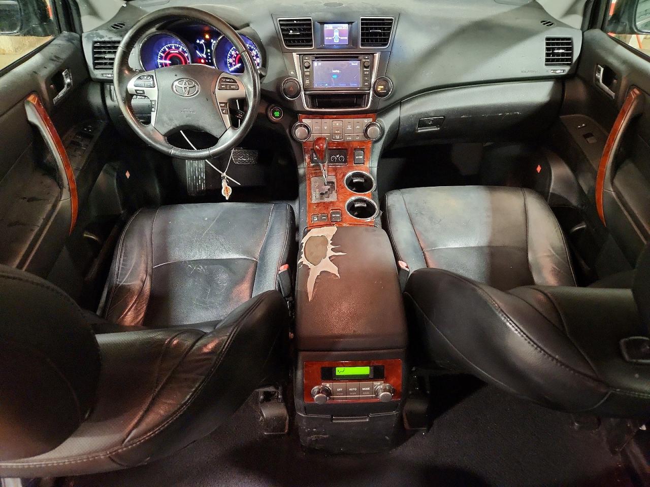 2013 TOYOTA HIGHLANDER LIMITED photo 22
