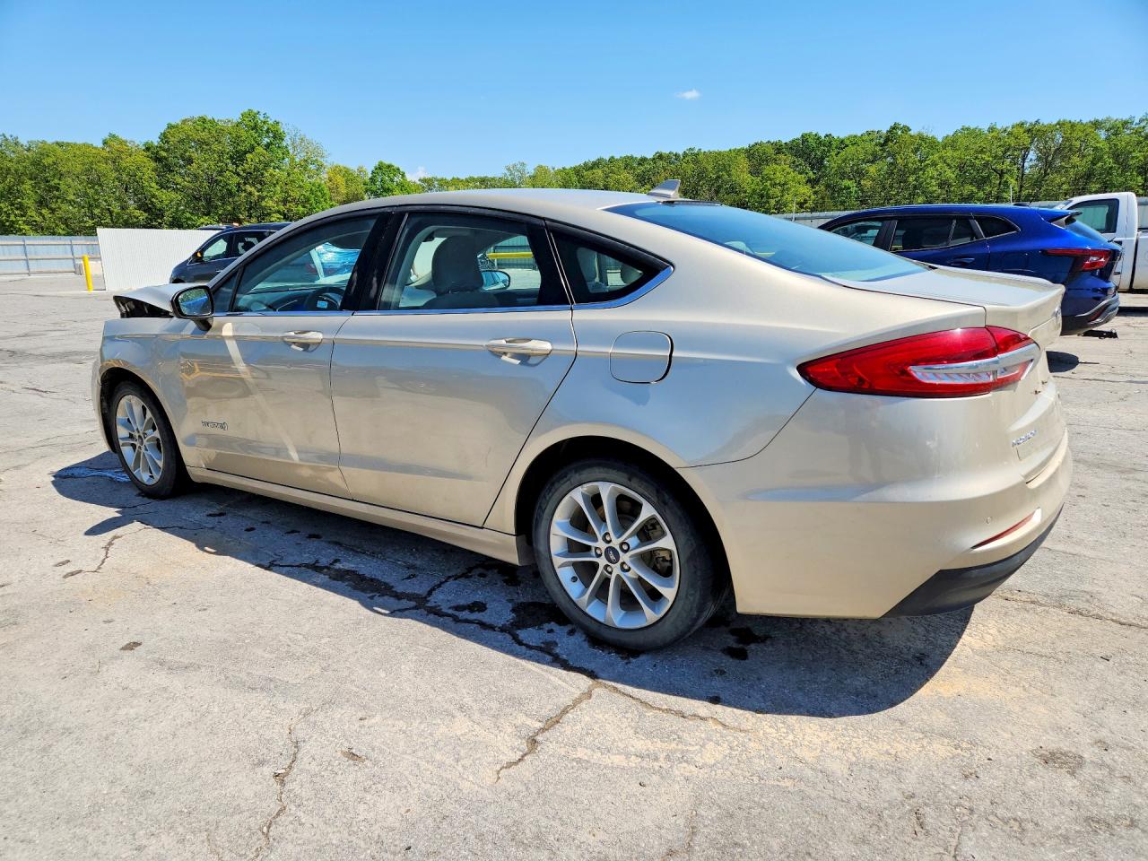 2019 FORD FUSION SE photo 4