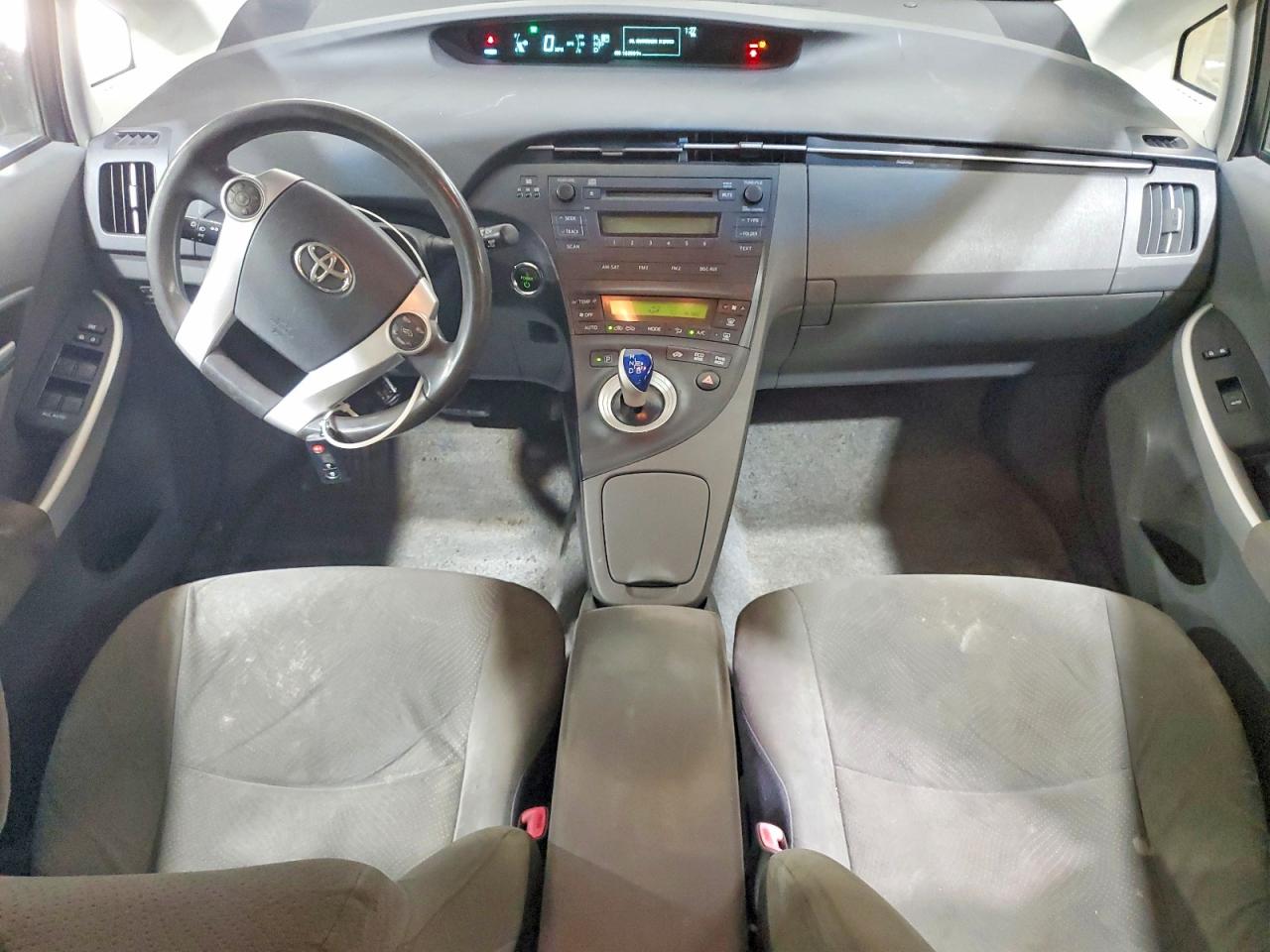 2011 TOYOTA PRIUS TWO photo 22