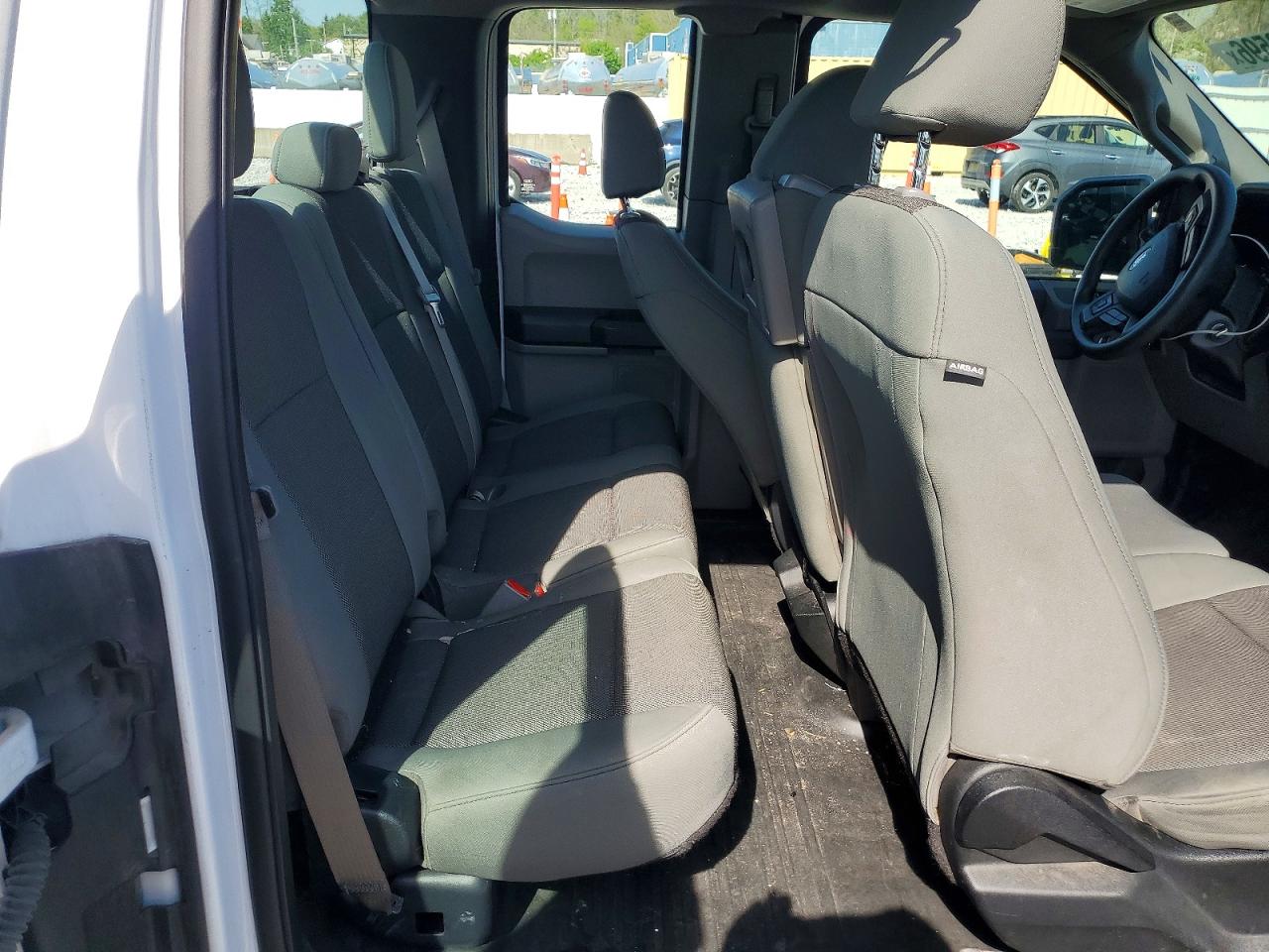 2016 FORD F150 SUPER CAB photo 28