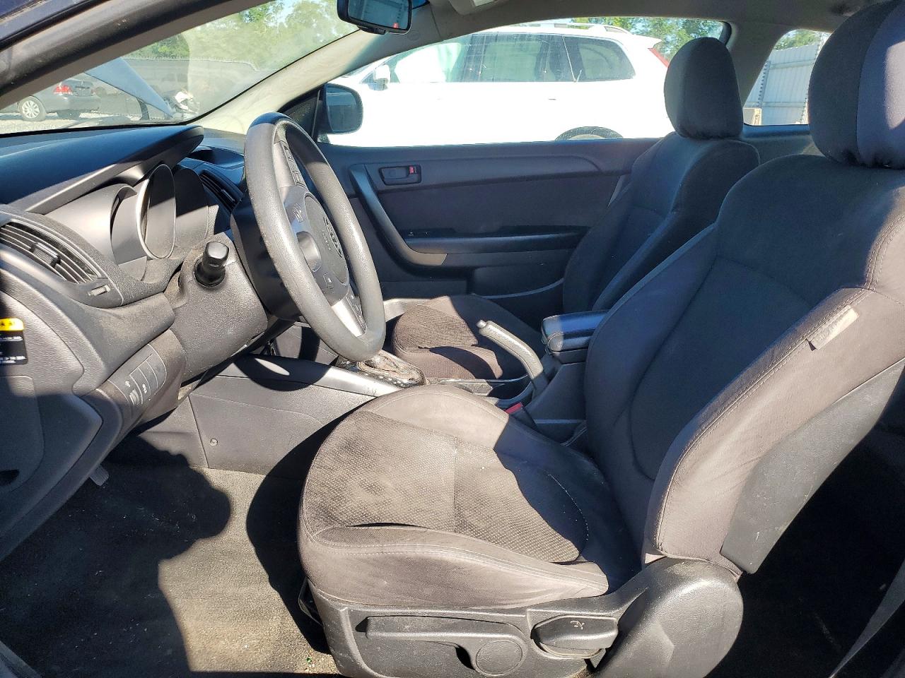 2012 KIA FORTE EX photo 13