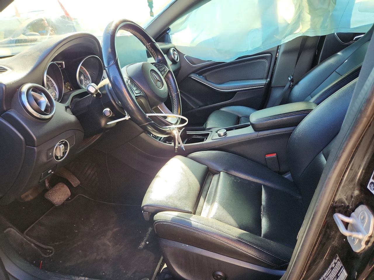 2016 MERCEDES-BENZ CLA 250 4MATIC photo 19