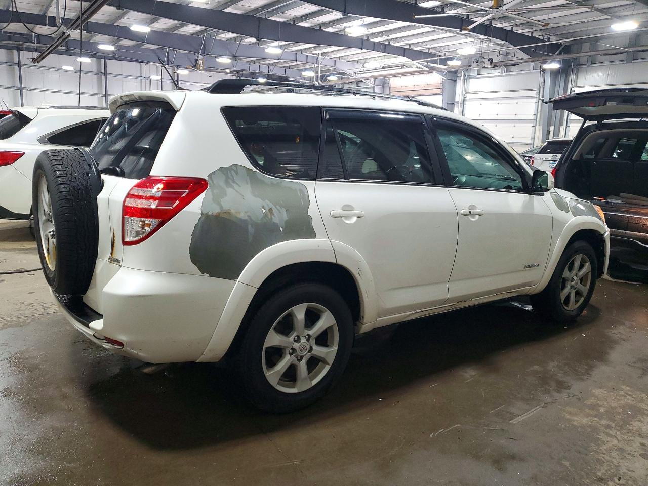 2012 TOYOTA RAV4 LIMITED photo 7
