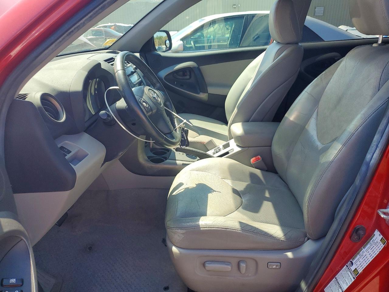 2010 TOYOTA RAV4 LIMITED photo 13