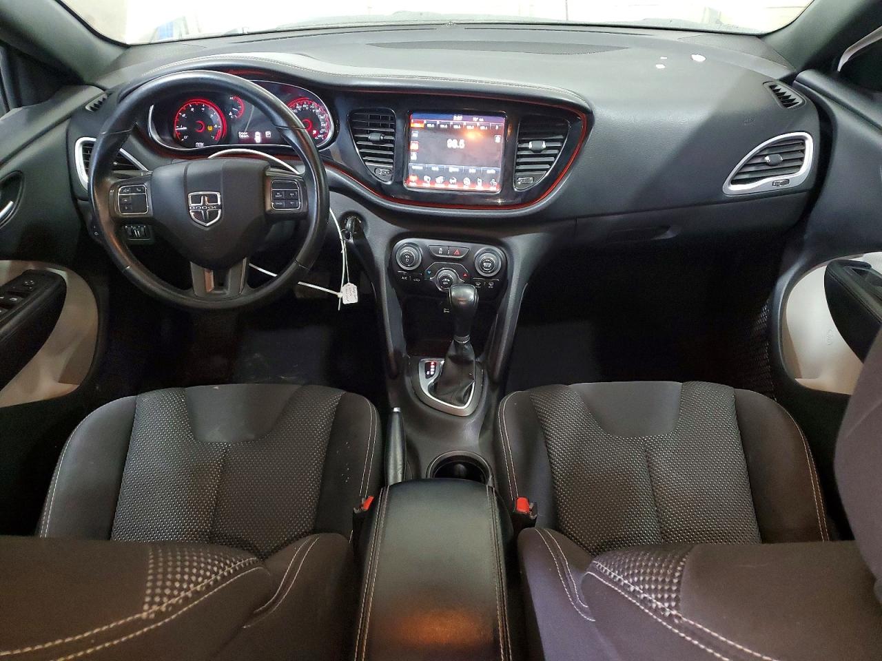 2015 DODGE DART SXT photo 15