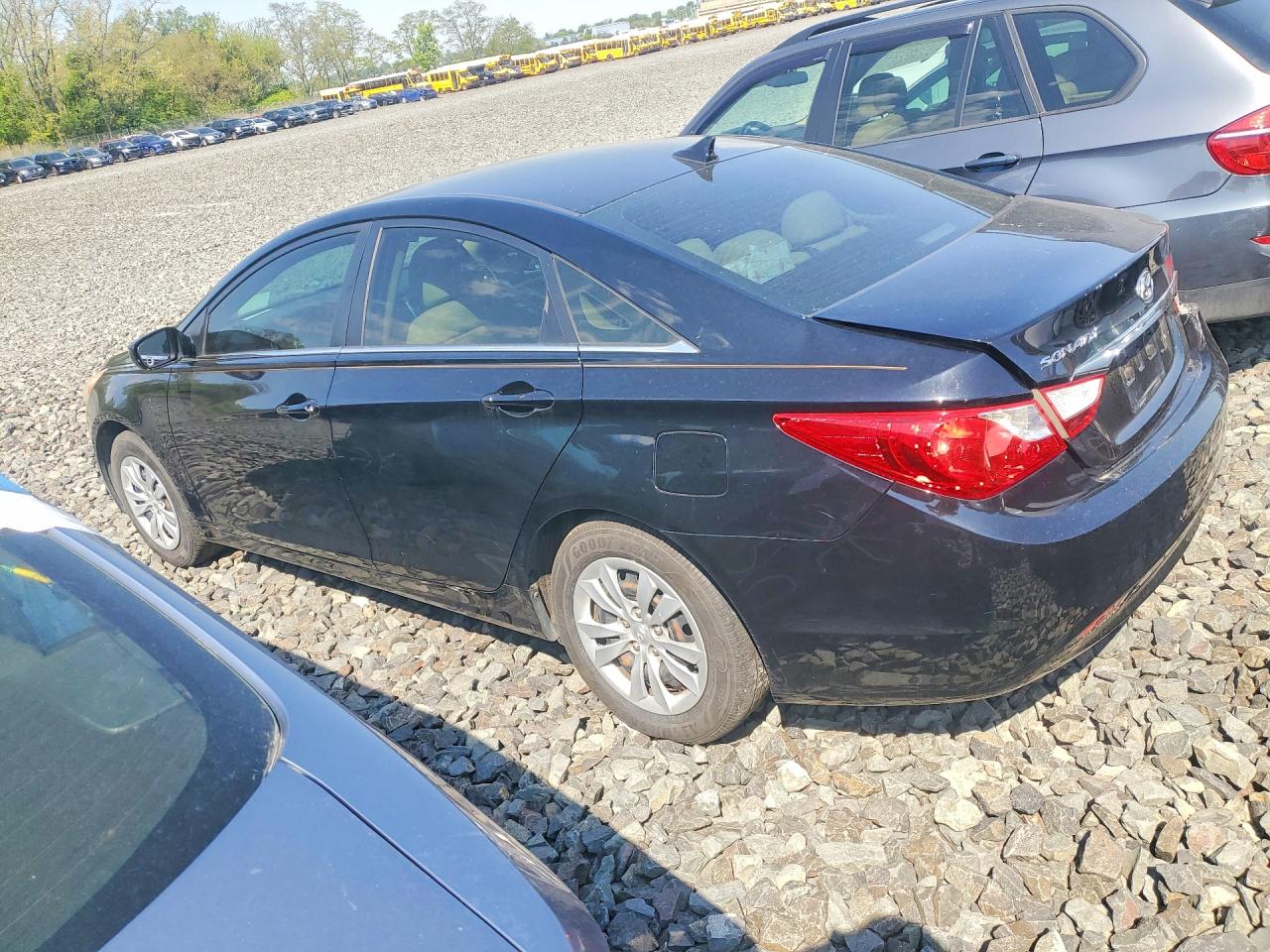 2011 HYUNDAI SONATA GLS photo 4