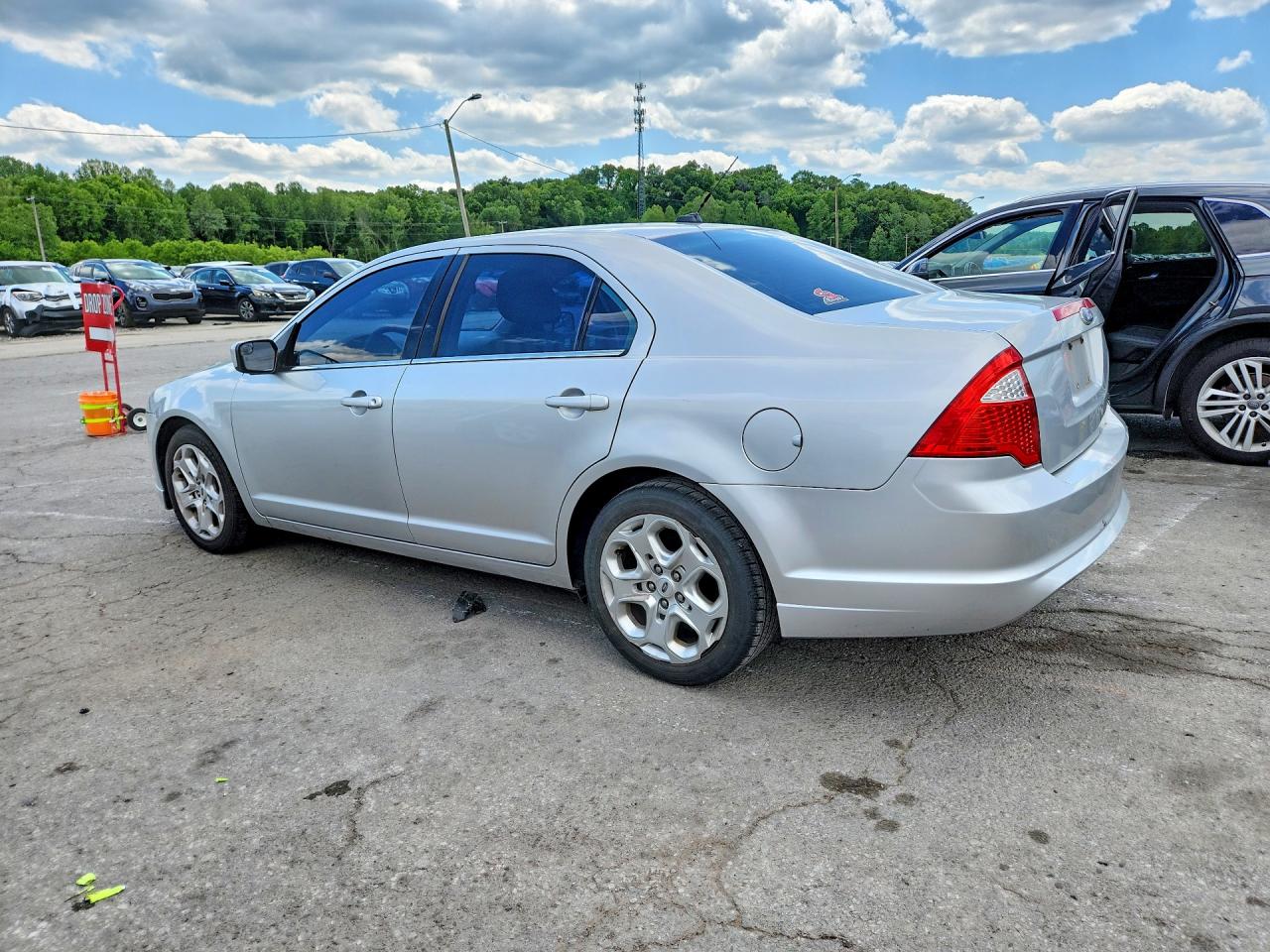 2011 FORD FUSION SE photo 3